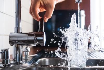 Water tap