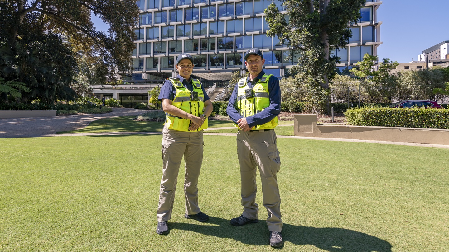 City of Perth Rangers with Council House Perth in background